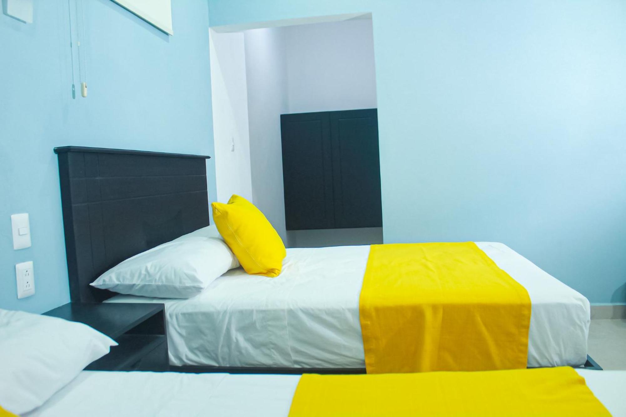 Hotel Zibahun Валядолид Екстериор снимка