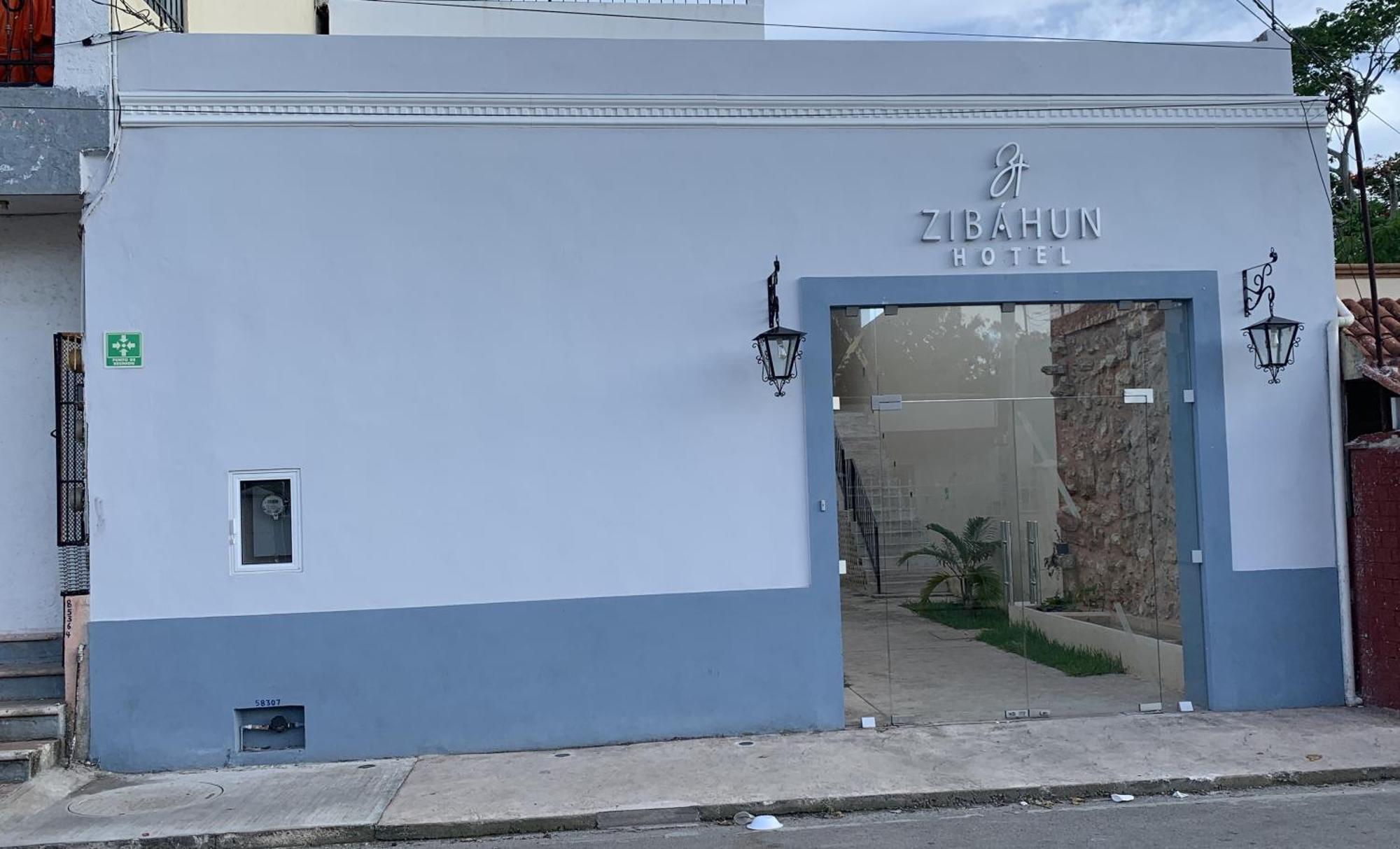 Hotel Zibahun Валядолид Екстериор снимка