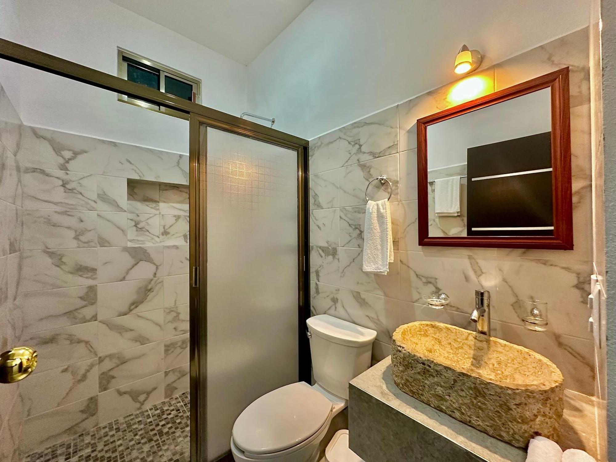 Hotel Zibahun Валядолид Екстериор снимка